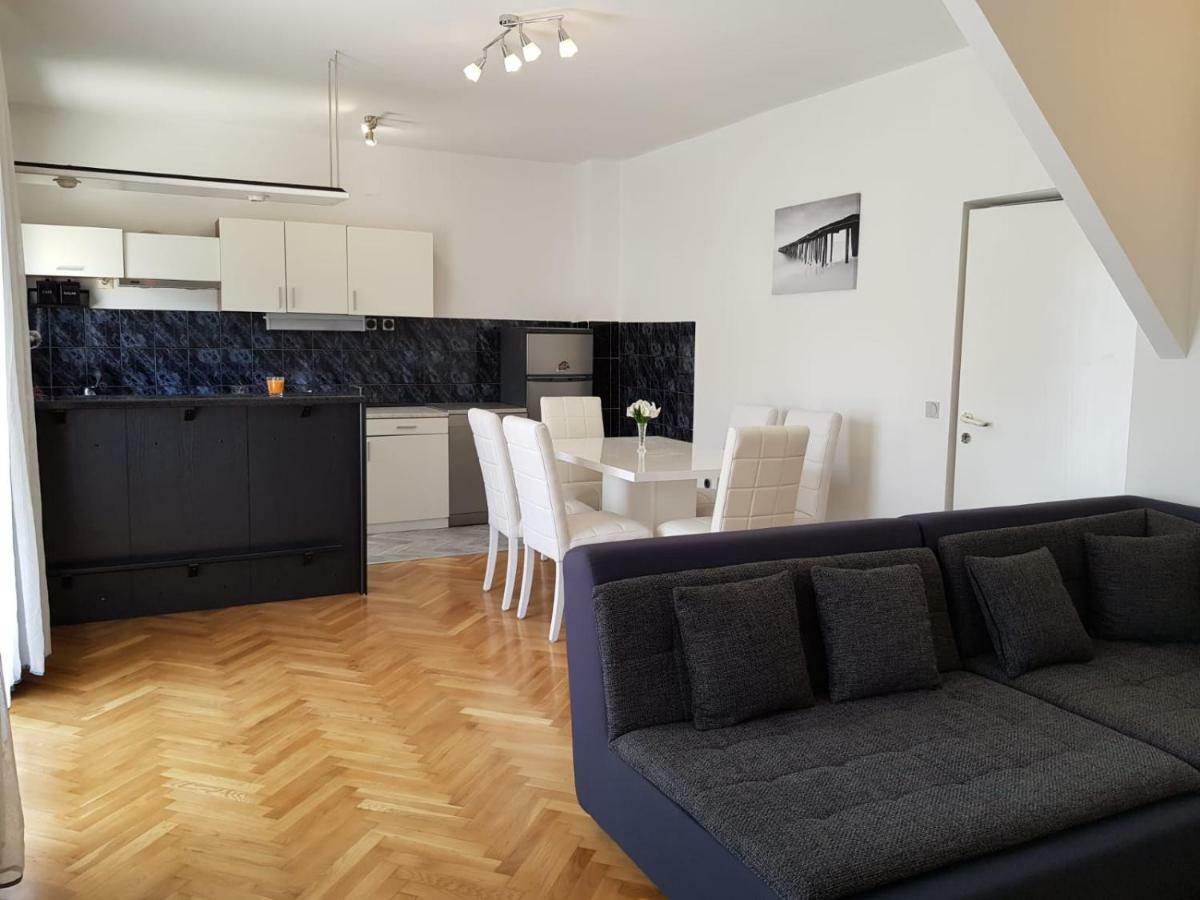 Apartment Mate Kaštela Екстериор снимка